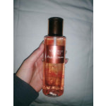 Victoria's Secret Amber Romance Body Mist 250ml - Image 4