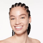 Shiseido Revitalessence Glow Liquid Foundation 220 Linen 30ml - Image 4