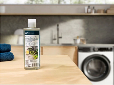 Electrolux Liquid Scent Booster 300ml - Image 3
