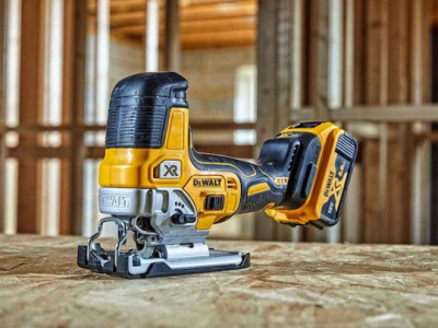 DEWALT DCS335N Jig Saw 18V Solo Brushless - Image 2