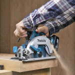 Makita Circular Saw Brushless 18V Solo with Dust Extraction System - Image 2