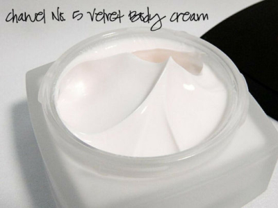 Chanel No.5 Moisturizing Cream Body for All Skin Types 150ml - Image 2