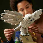 LEGO Harry Potter Hogwarts Icons Collectors' Edition For 18+ Years - Image 3