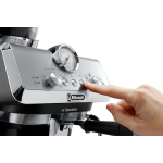 De'Longhi La Specialista Arte Automatic Espresso Machine 1400W Pressure 15bar with Grinder Silver - Image 4