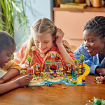 LEGO Friends Family Vacation Beach Resort For 8+ Age 1140 Pieces - Image 3