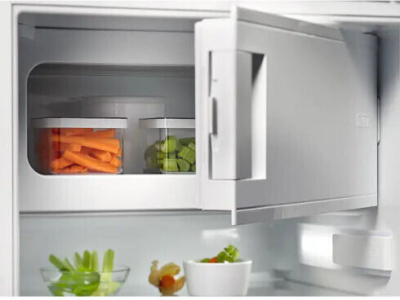 Electrolux Built-in Mini Bar 124lt H87.3xW54.8xD54.9cm White LFB2AE88S1 - Image 4