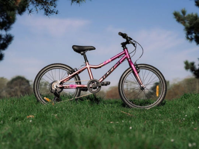 Huffy 20" Kids' BMX Bicycle with Aluminum Frame Pink - Image 6